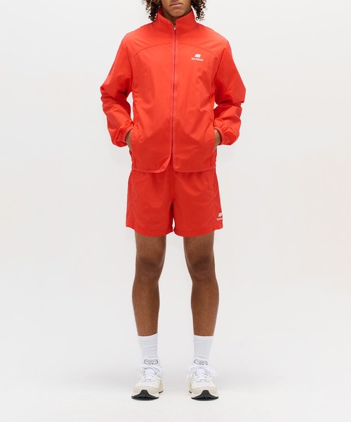 NEW BALANCE(ニューバランス)の「Made in USA サイクリングジャケット(ナイロンジャケット・メンズ・コバルトブルー/クリアレッド/オフホワイト・SMALL/MEDIUM/X-LARGE/LARGE/XX-LARGE)」の3枚目の写真