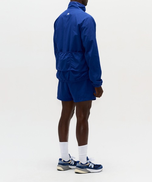 NEW BALANCE(ニューバランス)の「Made in USA サイクリングジャケット(ナイロンジャケット・メンズ・コバルトブルー/クリアレッド/オフホワイト・SMALL/MEDIUM/X-LARGE/LARGE/XX-LARGE)」の15枚目の写真