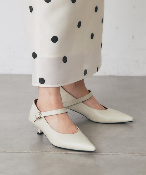 La boutique BonBon(ラブティックボンボン)の「【REMME】ストラップパンプス(その他シューズ・レディース・ブラック/オフホワイト・37/39/38)」の3枚目の写真
