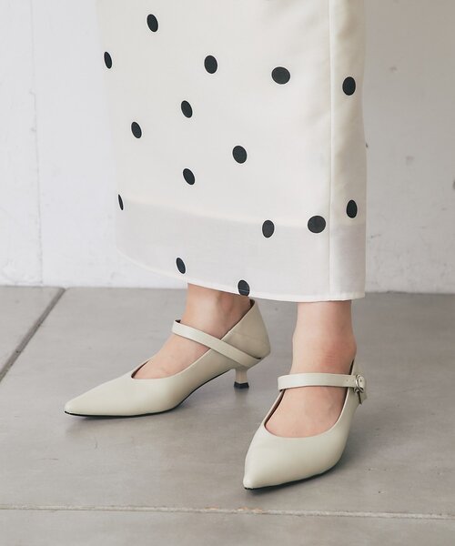 La boutique BonBon(ラブティックボンボン)の「【REMME】ストラップパンプス(その他シューズ・レディース・ブラック/オフホワイト・37/39/38)」の6枚目の写真