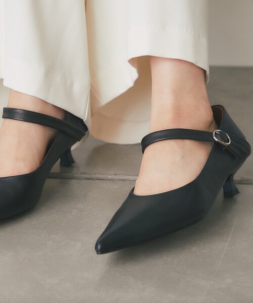 La boutique BonBon(ラブティックボンボン)の「【REMME】ストラップパンプス(その他シューズ・レディース・ブラック/オフホワイト・37/39/38)」の19枚目の写真