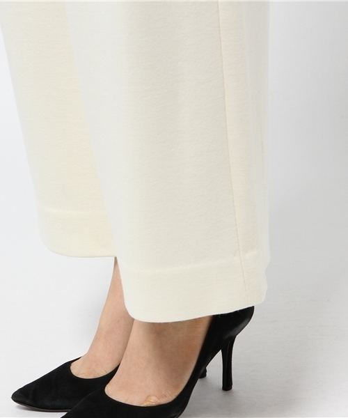 NOLLEY’S（ノーリーズ）の「【GINGER2月号/STORY2月号掲載】圧縮スムースワイドパンツ（その他パンツ・レディース・オフホワイト/ベージュ/ブラック・38/36/34）」の10枚目の写真