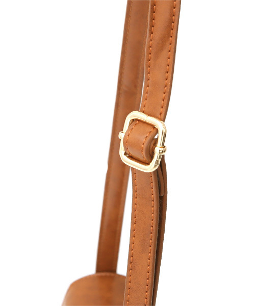 Luz Llena (philter)（ラズレナ　フィルター）の「バンブーバックル付きスクエアショルダーバッグ（ショルダーバッグ・レディース・キャメル/ブラウン/ブラック・ﾌﾘ-）」の12枚目の写真