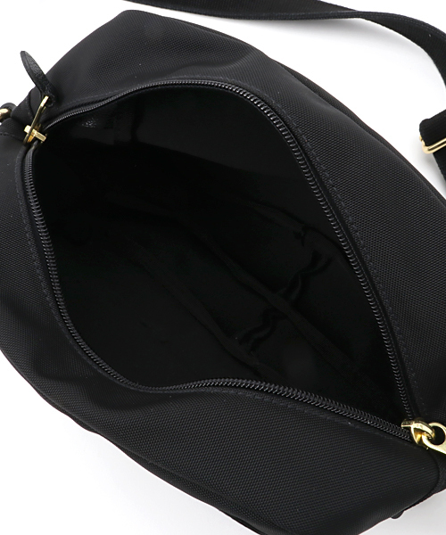 IL BISONTE(イルビゾンテ)の「IL BISONTE / NYLON x ORIGINAL LEATHER / SHOULDER BAG(ショルダーバッグ・メンズ・ブラック/ネイビー/ナチュラル・FREE)」の10枚目の写真