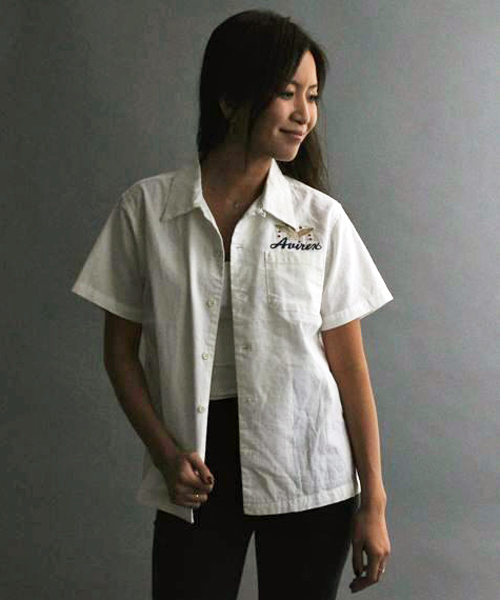 AVIREX(アヴィレックス)の「avirex/ アヴィレックス/ L S/S AIR PATROL EMB SHIRTS/ エアーパトロール 刺繍 シャツ(シャツ/ブラウス・レディース・ホワイト/ネイビー/イエロー・FREE)」の5枚目の写真