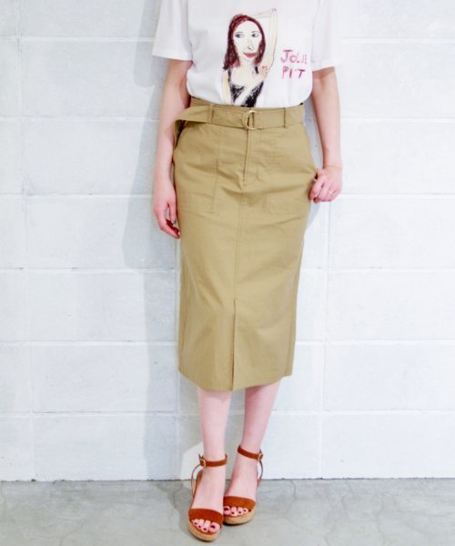 plage（プラージュ）の「バックサテン ストレートスカート◆（スカート・レディース・ホワイト/ベージュ・36/38/34）」の19枚目の写真