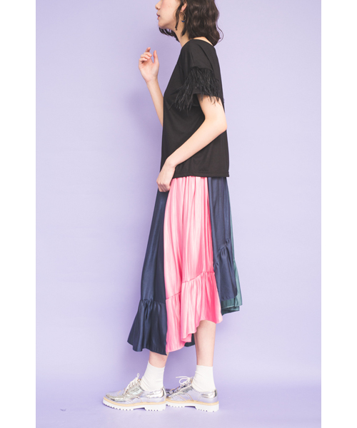 TEVALT(ヴァレット)の「<Titilate valet> フェザースリーブ トップス (Tシャツ/カットソー・レディース・アイボリー/ブラック/サンドベージュ・38)」の17枚目の写真