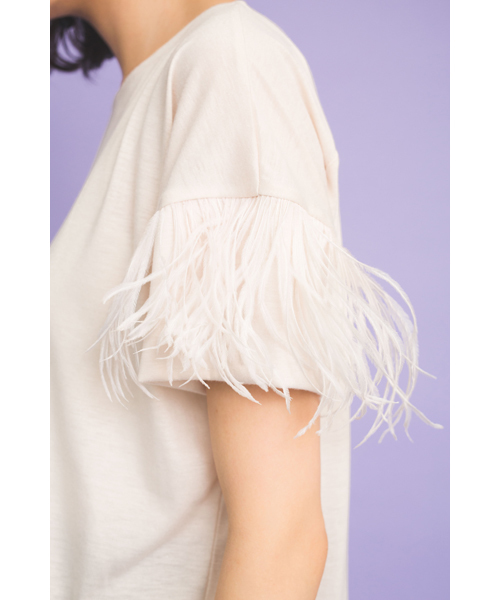 TEVALT(ヴァレット)の「<Titilate valet> フェザースリーブ トップス (Tシャツ/カットソー・レディース・アイボリー/ブラック/サンドベージュ・38)」の7枚目の写真
