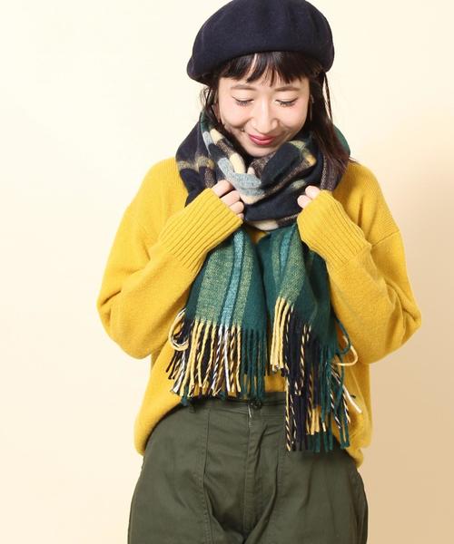 coen（コーエン）の「フェザータッチチェックストール(ブラック⇒ WEB限定カラー)(マフラー)（ストール/ショール・レディース・ブラック/レッド/グリーン/ワイン/ライトブルー・FREE）」の2枚目の写真