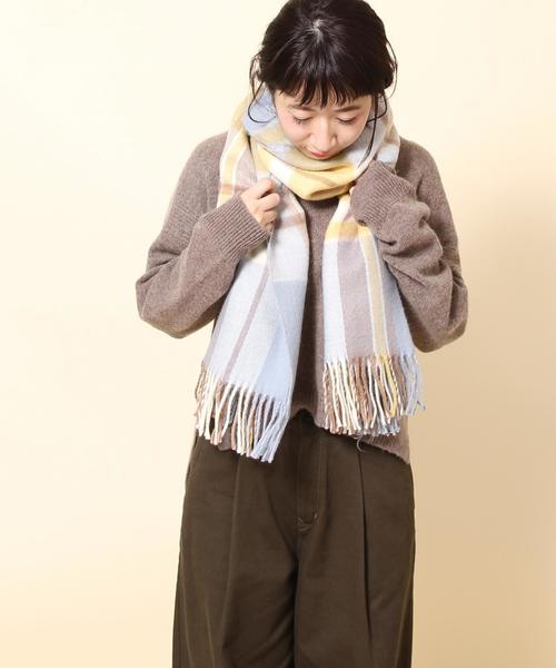 coen（コーエン）の「フェザータッチチェックストール(ブラック⇒ WEB限定カラー)(マフラー)（ストール/ショール・レディース・ブラック/レッド/グリーン/ワイン/ライトブルー・FREE）」の19枚目の写真