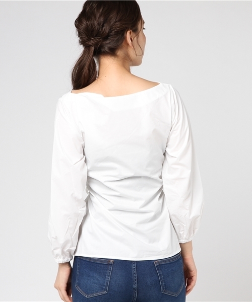 Pierrot(ピエロ)の「ウエストリボン付き ボリューム袖ブラウス(シャツ/ブラウス・レディース・オフホワイト/ベージュ/カーキ/ネイビー・L/M)」の10枚目の写真