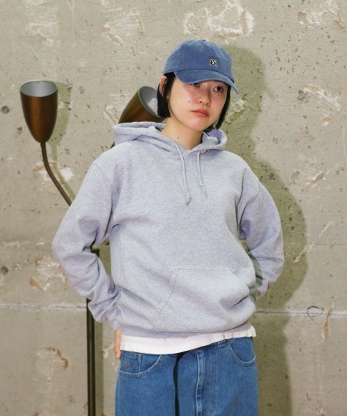 C.E.L.STORE(セルストア)の「【ZOZOTOWN限定】GILDAN/ギルダン 8OZ PULL HOODY(パーカー)」|グレー