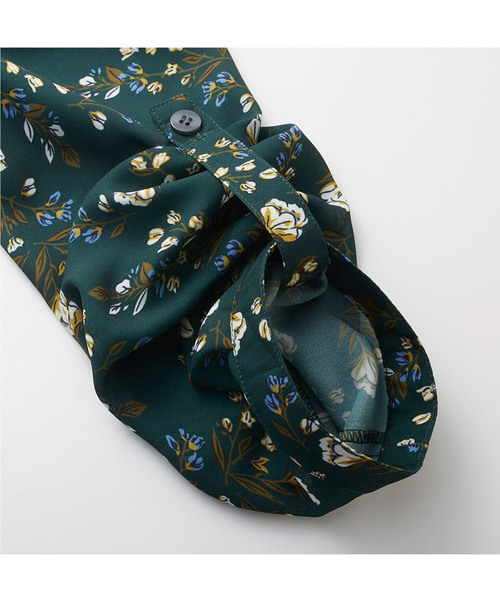 IEDIT（イディット）の「ＩＥＤＩＴ　はおりにもなる花柄カシュクールワンピース（ワンピース・レディース・グリーン/ブラウン/ブラック・LARGE/MEDIUM/SMALL/X-LARGE/XX-LARGE）」の15枚目の写真