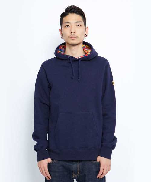 XLARGE(エクストララージ)の「SCARF LINED PULLOVER HOODIE(パーカー・メンズ・ブラック/アッシュグレー/レッド/グリーン/ネイビー・MEDIUM/LARGE/X-LARGE/SMALL)」の4枚目の写真
