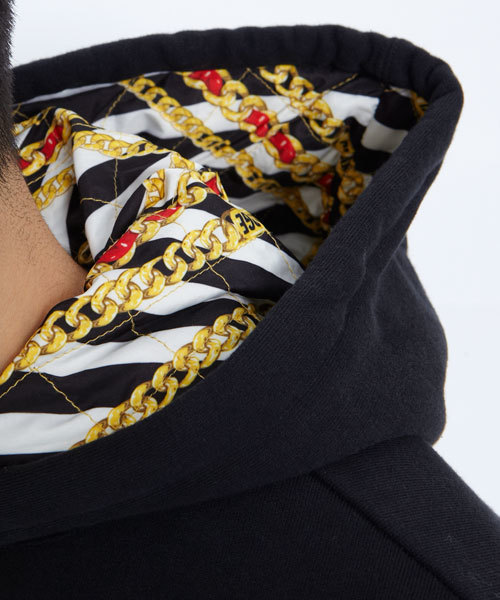 XLARGE(エクストララージ)の「SCARF LINED PULLOVER HOODIE(パーカー・メンズ・ブラック/アッシュグレー/レッド/グリーン/ネイビー・MEDIUM/LARGE/X-LARGE/SMALL)」の8枚目の写真