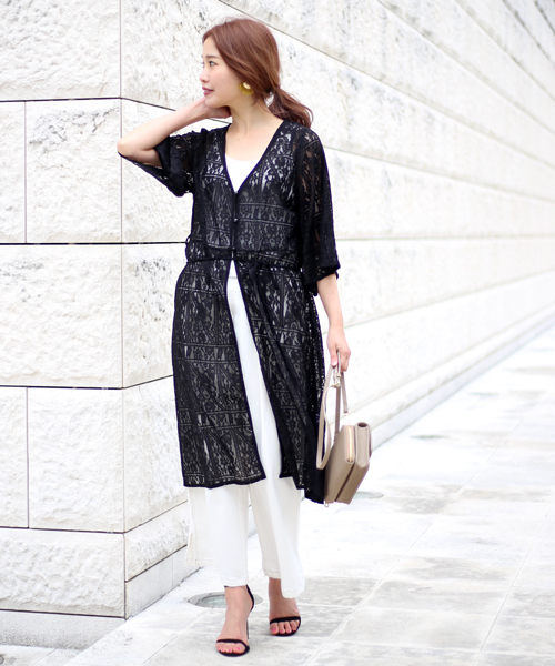 Bab Bou Jeloud(バブブージュルード)の「【WEB限定】スクエアレースロングガウン(カーディガン/ボレロ・レディース・ブラック/オフホワイト・38)」の7枚目の写真