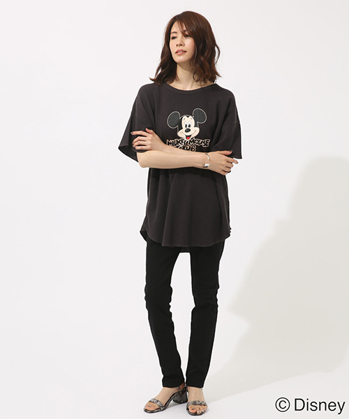 AZUL by moussy（アズールバイマウジー）の「MICKEY MOUSE CLUB TEE（Tシャツ/カットソー・レディース・ライトブラック/オフホワイト・MEDIUM/SMALL）」の15枚目の写真