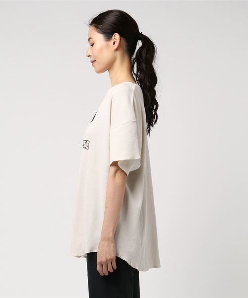 AZUL by moussy（アズールバイマウジー）の「MICKEY MOUSE CLUB TEE（Tシャツ/カットソー・レディース・ライトブラック/オフホワイト・MEDIUM/SMALL）」の12枚目の写真