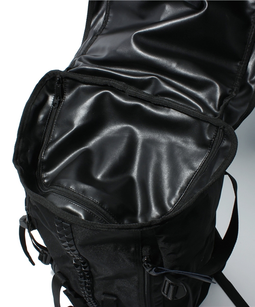 MEMENTISM studded backpack スタッズ リュック y2k MEMENTISM studded backpack スタッズ リュック y2k