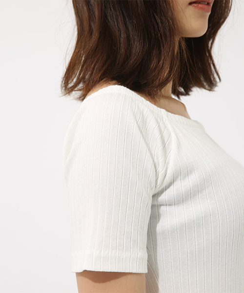 AZUL by moussy（アズールバイマウジー）の「2WAYカットリブトップス（Tシャツ/カットソー・レディース・グリーン系その他2/パープル系その他/ブラック/オフホワイト・MEDIUM/SMALL）」の20枚目の写真