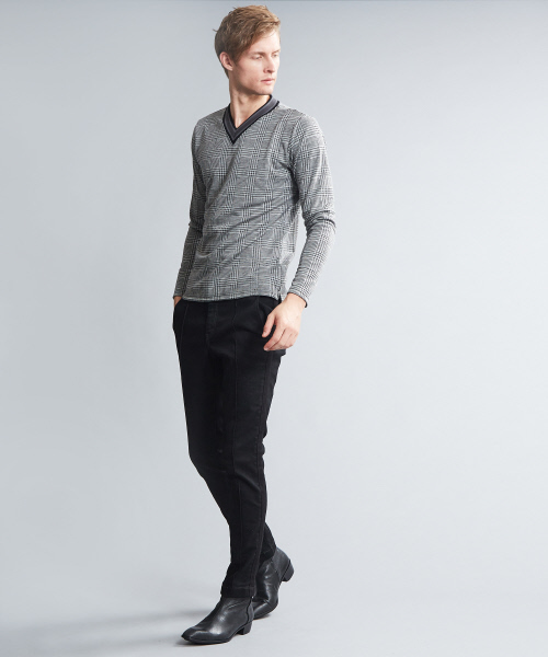 5351 POUR LES HOMMES(ゴーサンゴーイチプールオム)の「ダブルチェックVネックカットソー(Tシャツ/カットソー・メンズ・ホワイト/ブラック・44/46/48/50)」の3枚目の写真
