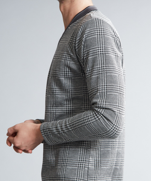 5351 POUR LES HOMMES(ゴーサンゴーイチプールオム)の「ダブルチェックVネックカットソー(Tシャツ/カットソー・メンズ・ホワイト/ブラック・44/46/48/50)」の5枚目の写真