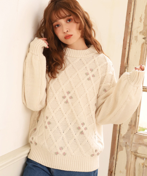 one after another NICE CLAUP（ワンアフターアナザーナイスクラップ）の「バラ刺繍ニット（ニット/セーター・レディース・アイボリー/ブラック/グリーン系その他/イエロー系その他・FREE）」の6枚目の写真