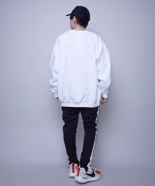 JERZEES（ジャージーズ）の「JERZEES SOLID CREW SW/ジャージーズソリッドクルースウェット（スウェット・メンズ・ホワイト/ブラック/グレー/ネイビー・X-LARGE）」の12枚目の写真