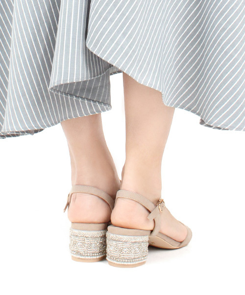 RANDA(ランダ)の「ビジューヒールサンダル(サンダル・レディース・ブラック/ベージュ/ピンク・LL/M/L/S)」の5枚目の写真