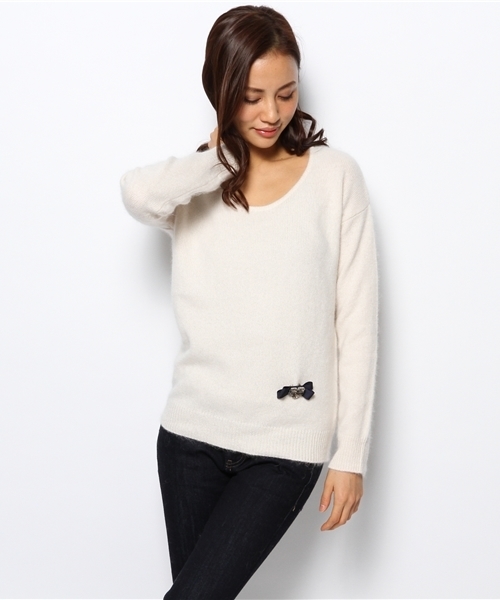 LOUNGEDRESS（ラウンジドレス）の「フェアリーニット（ニット/セーター・レディース・レッド/ロイヤルブルー/ブラック/ネイビー/アイボリー・ﾌﾘ-）」の3枚目の写真