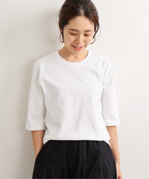 IENA（イエナ）の「UNIVERSAL OVERALL 別注Tシャツ◆（Tシャツ/カットソー・レディース・ブラック/ブラウン/グレー/ホワイト・FREE）」の2枚目の写真