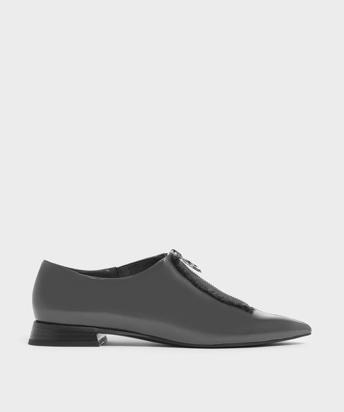 CHARLES & KEITH(チャールズ & キース)の「ジップフロント ポインテッドトゥローファー / Zip Front Pointed Toe Loafers(スリッポン・レディース・ブラック/ベージュ/ダークグレー・22.5cm/23cm/23.5cm/24.5cm/25cm/25.5cm)」の2枚目の写真