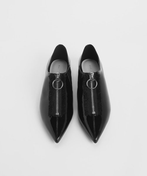 CHARLES & KEITH(チャールズ & キース)の「ジップフロント ポインテッドトゥローファー / Zip Front Pointed Toe Loafers(スリッポン・レディース・ブラック/ベージュ/ダークグレー・22.5cm/23cm/23.5cm/24.5cm/25cm/25.5cm)」の8枚目の写真