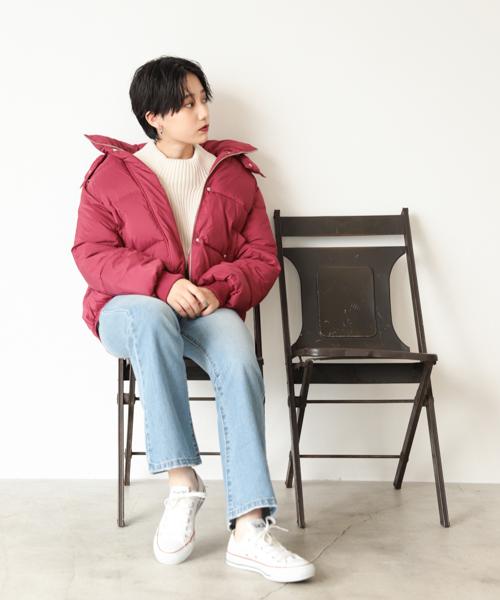 PAGEBOY(ページボーイ)の「エアコンダウンフードブルゾン(ブルゾン・レディース・ブラック/パープル/ベージュ/オフホワイト・MEDIUM/LARGE)」の15枚目の写真