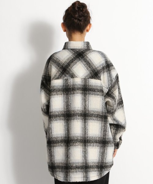 niko and...（ニコアンド）の「シャギーチェックCPO（ミリタリージャケット・レディース・ベージュ/ブラウン/オフホワイト・SMALL/MEDIUM）」の14枚目の写真