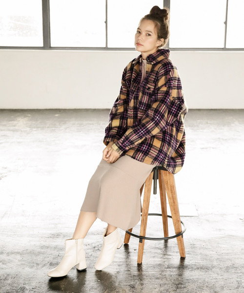 niko and...（ニコアンド）の「シャギーチェックCPO（ミリタリージャケット・レディース・ベージュ/ブラウン/オフホワイト・SMALL/MEDIUM）」の4枚目の写真