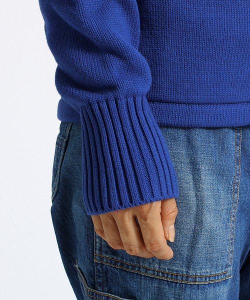 BEAMS BOY（ビームスボーイ）の「CHESWICK / レタードカーディガン（カーディガン/ボレロ・レディース・ブラック/ロイヤルブルー・ONE SIZE）」の7枚目の写真