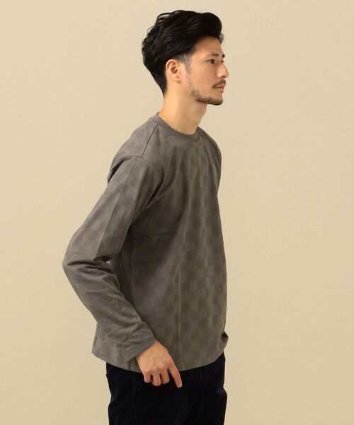 SHIPS(シップス)の「SC: ジャガード チェッカーパターン ロングスリーブ Tシャツ (ロンT)(Tシャツ/カットソー・メンズ・ホワイト/ダークグレー/ブルー・SMALL/LARGE/MEDIUM/X-LARGE)」の11枚目の写真