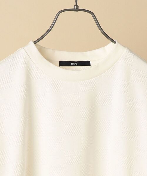 SHIPS(シップス)の「SC: ジャガード チェッカーパターン ロングスリーブ Tシャツ (ロンT)(Tシャツ/カットソー・メンズ・ホワイト/ダークグレー/ブルー・SMALL/LARGE/MEDIUM/X-LARGE)」の22枚目の写真