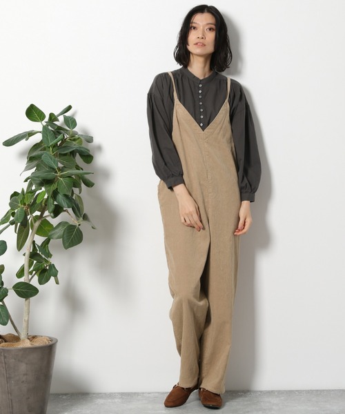 LAKOLE（ラコレ）の「アソートノーカラーボタンブラウス / LAKOLE（シャツ/ブラウス・レディース・オフホワイト/スモーク/ブラウン系その他・SMALL/MEDIUM）」の20枚目の写真