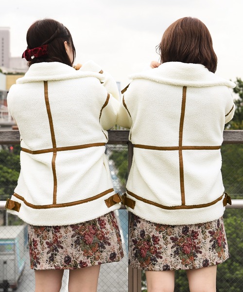 PairPair（ペアペア）の「ボアパイピングフライトジャケット（ブルゾン・レディース・アイボリー/モカ・FREE）」の4枚目の写真