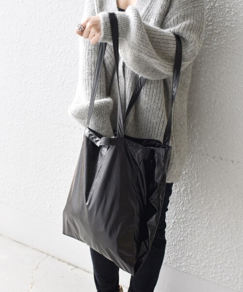 SHIPS（シップス）の「メタリック 3パーテーション エコバッグ（エコバッグ/サブバッグ・レディース・ゴールド/シルバー/ブラック・ONE SIZE）」の4枚目の写真