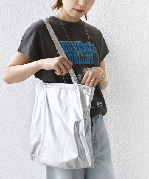 SHIPS（シップス）の「メタリック 3パーテーション エコバッグ（エコバッグ/サブバッグ・レディース・ゴールド/シルバー/ブラック・ONE SIZE）」の7枚目の写真