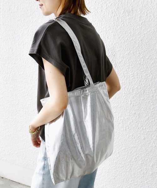 SHIPS（シップス）の「メタリック 3パーテーション エコバッグ（エコバッグ/サブバッグ・レディース・ゴールド/シルバー/ブラック・ONE SIZE）」の8枚目の写真