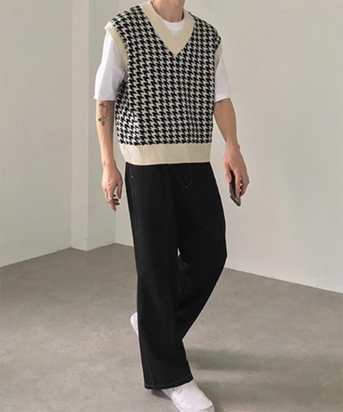 WESTBOY（ウエストボーイ）の「【COLN】Square Cut Drop-Shoulder Bicolor Vest Gilet（ベスト・メンズ・ブラック/ホワイト・M/XL/L）」の18枚目の写真