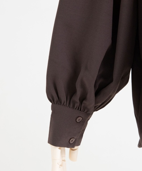 Newlyme（ニューリーミー）の「バンドカラー刺繍ブラウス（シャツ/ブラウス・レディース・ブラック/グレー/オフホワイト/アイボリー・FREE）」の16枚目の写真