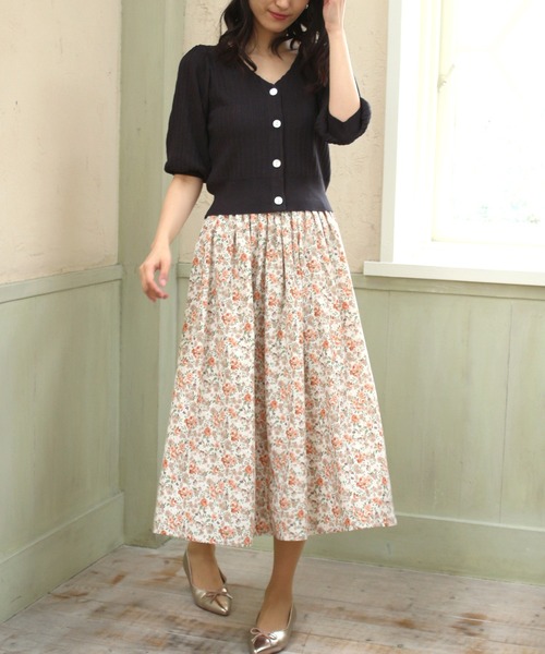 ASTORIA ODIER（アストリアオディール）の「ウエストゴム花柄ロングスカート（スカート・レディース・アイボリー/ブラウン・SMALL/MEDIUM）」の12枚目の写真