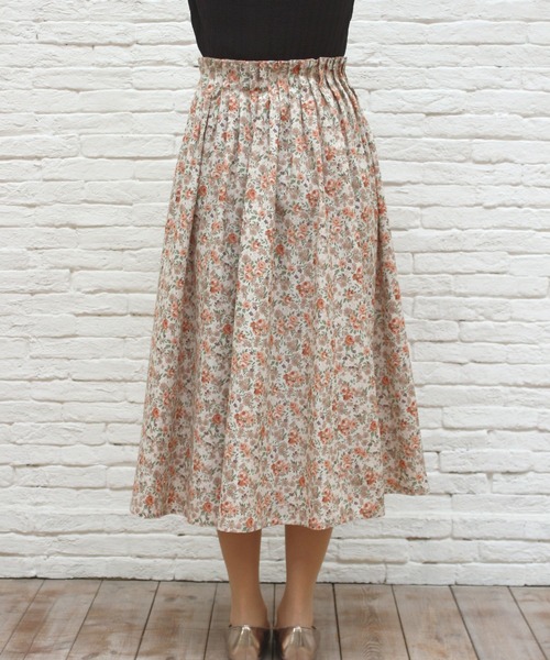 ASTORIA ODIER（アストリアオディール）の「ウエストゴム花柄ロングスカート（スカート・レディース・アイボリー/ブラウン・SMALL/MEDIUM）」の21枚目の写真