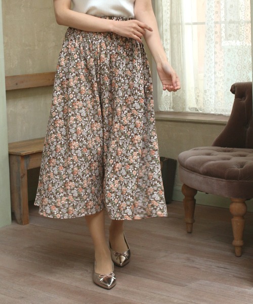 ASTORIA ODIER（アストリアオディール）の「ウエストゴム花柄ロングスカート（スカート・レディース・アイボリー/ブラウン・SMALL/MEDIUM）」の11枚目の写真