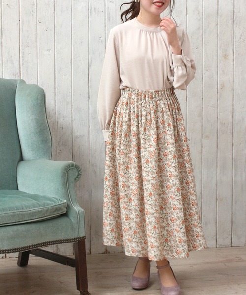 ASTORIA ODIER（アストリアオディール）の「ウエストゴム花柄ロングスカート（スカート・レディース・アイボリー/ブラウン・SMALL/MEDIUM）」の13枚目の写真